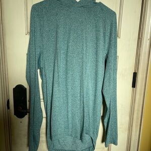 Lululemon Drysense Training Hoodie
Heathered Deep Cove Large